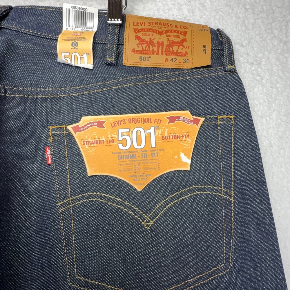 Levis 501 Original Fit Shrink-To-Fit Rigid Indigo Jeans 42x36 005010000